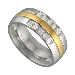 Nemesacél karikagyűrű 18K arany bevonattal és cirkónia drágakövekkel